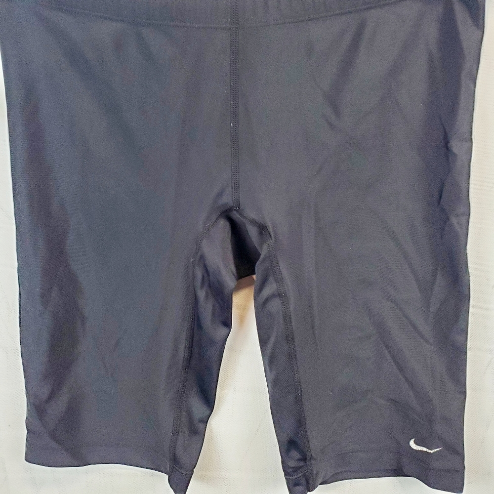 NIKE Black Biker Shorts - S